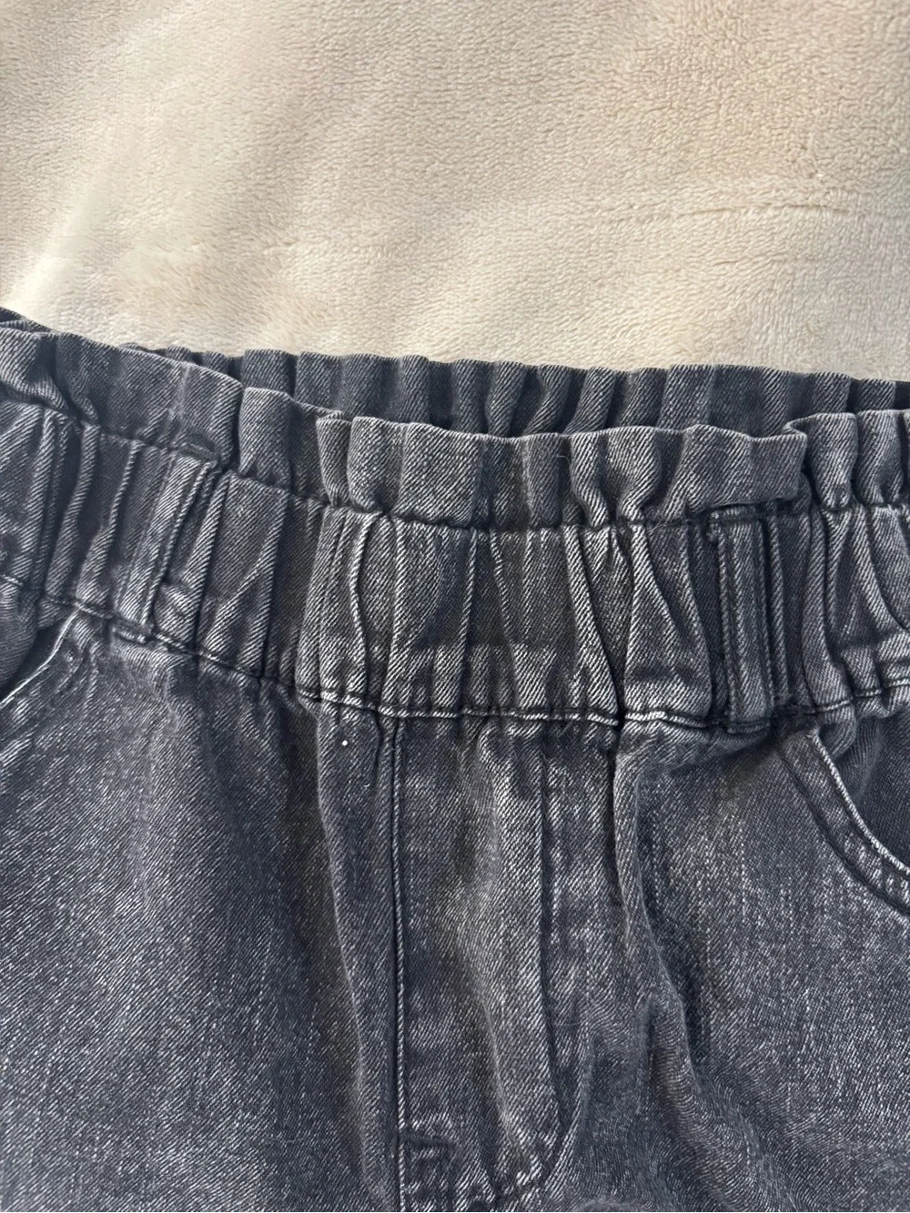 Kids Black Elastic-Waist Denim Shorts